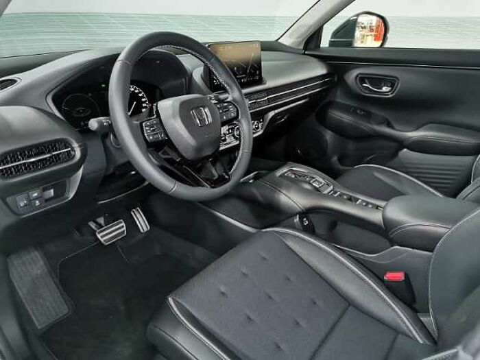Honda ZR-V Sport Automatik +Sitzheizung+Navi+Black-Emblem-Paket