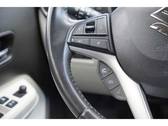 Suzuki Ignis Navi+Bluetooth+Rückfkamera+Sitzheizung+Klimaaut.