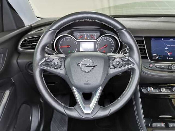 Opel Grandland X INNOVATION +Navi+Sitzheiz. -hinten+elektr. -Heckkl.