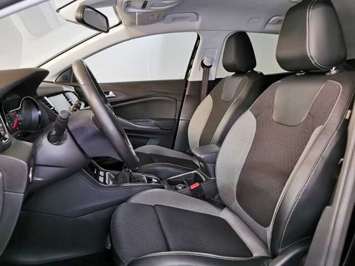 Opel Grandland X INNOVATION +Navi+Sitzheiz. -hinten+elektr. -Heckkl.