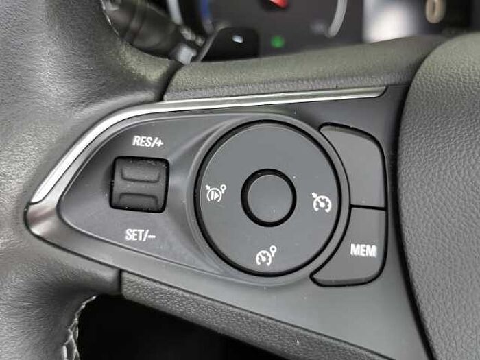 Opel Grandland X Plug-in-Hybrid Innovation +Abn-Anhängerkuppl.