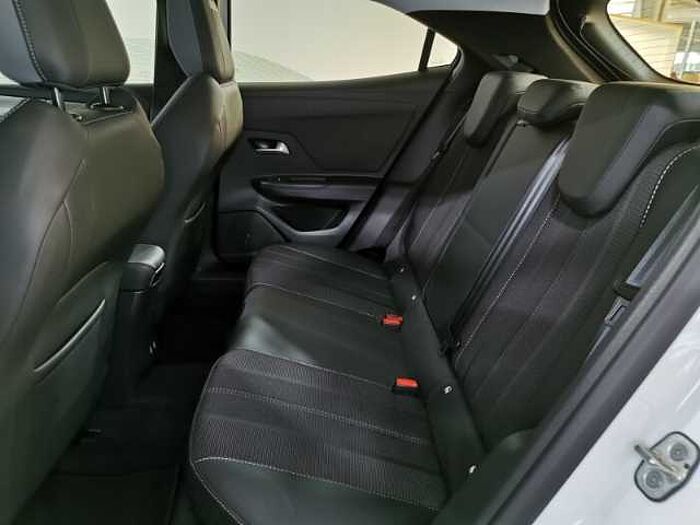 Opel Mokka-e Elegance +Abstandstemp.+Toter-Winkel-W.+LED+Rückfahrk.