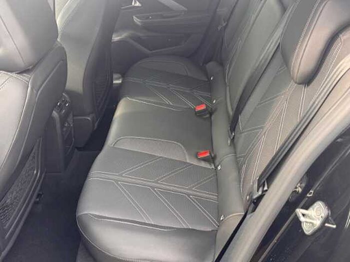 Opel Astra Ultimate Autom. +Leder+Pano. +Rückfahrkam. +PDC+LED+Navi