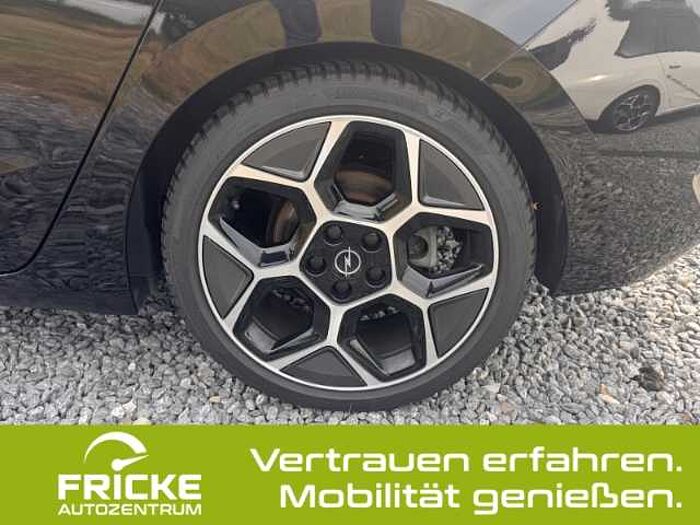 Opel Astra Ultimate Autom. +Leder+Pano. +Rückfahrkam. +PDC+LED+Navi