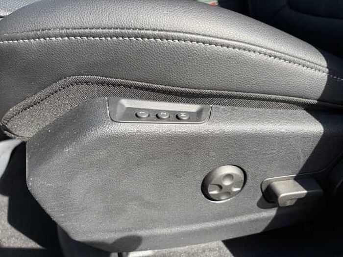 Opel Grandland Elegance Plug-in-Hybrid 4 AWD+Leder+Kamera