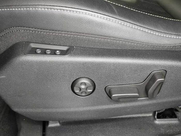 Opel Grandland Ultimate Hybrid 4+AHK+ACC+Leder+Sitz Lenkradheizung