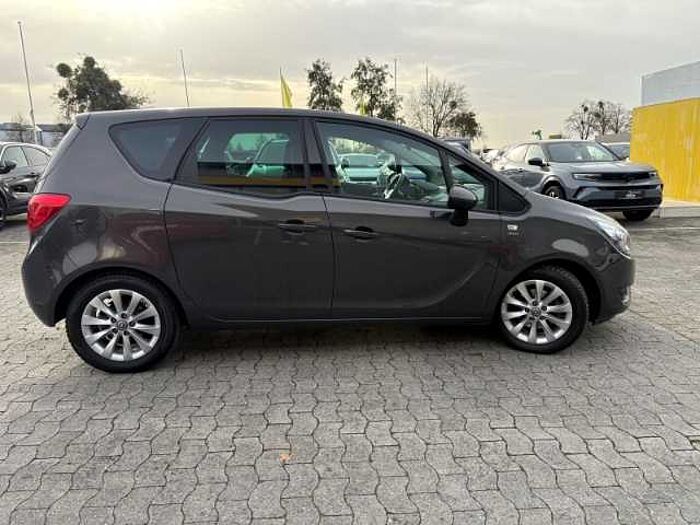 Opel Meriva B Active Sitz- u. Lenkradheizung+Tempomat+PDC+Klimaautomatik