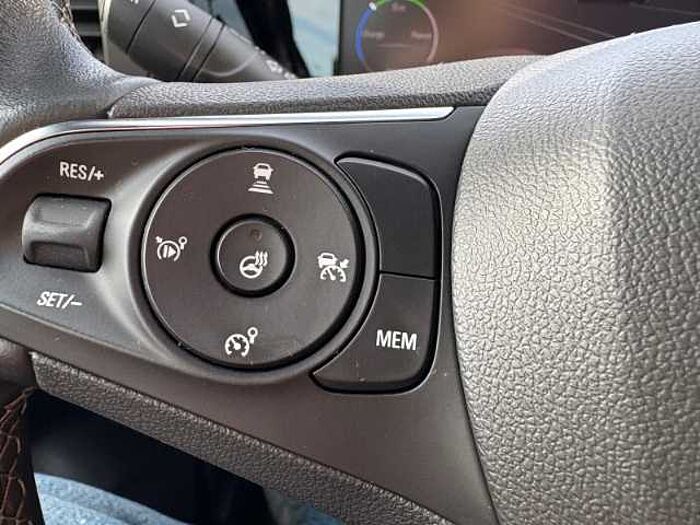 Opel Mokka e Ultimate +Alcantara+PDC+Rückfahrkamera+AppleCarPl.+DAB