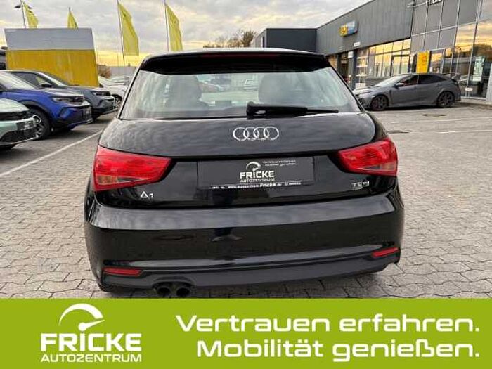 Audi A1 Navi+PDC++Sitzheiz.+DAB+Bluetooth+Tempomat