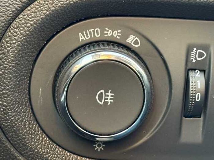 Opel Grandland GS Line 1.2 Turbo+Navi+Sitzheizung+Kamera+LED