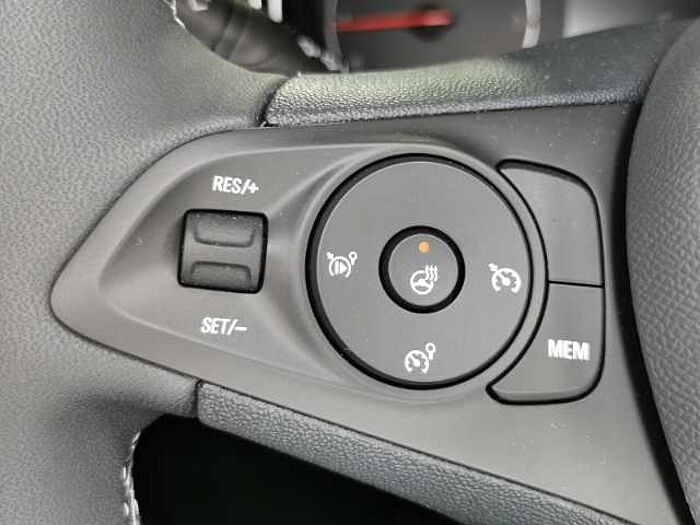 Opel Corsa Edition Tempomat+Sitz- und Lenkradheizung+PDC hinte+LED+DAB