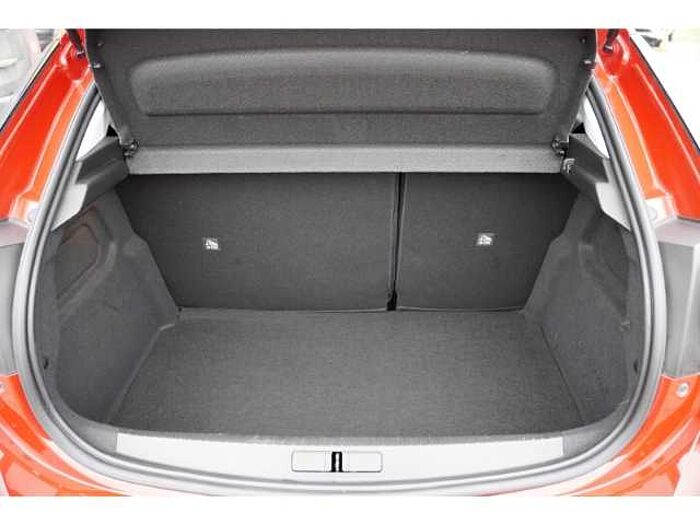 Opel Corsa LED+Sitz.-&Lenkradheiz.+Navi+AppleCarpl.+DAB