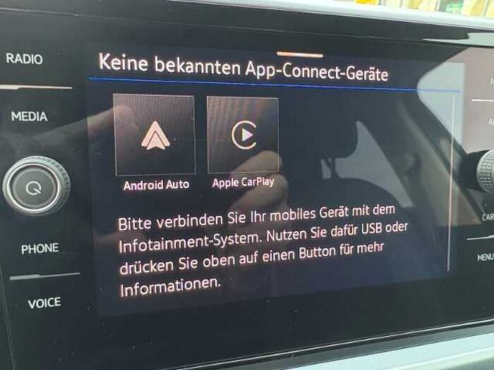 Volkswagen T-Roc Goal Automatik+Navi+Sitzheizung+PDC+CarPlay