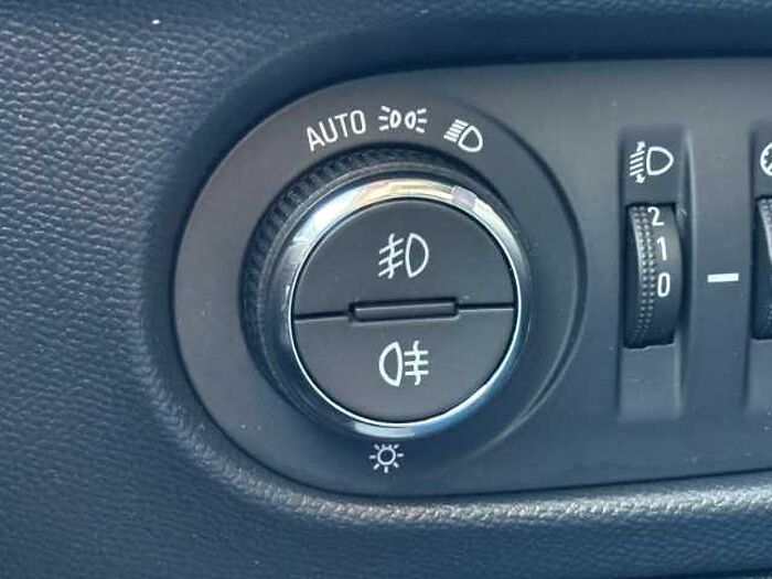 Opel Mokka 1.2 GS Line+Sitz-LenkradHzg+Kamera+PDC+CarPlay